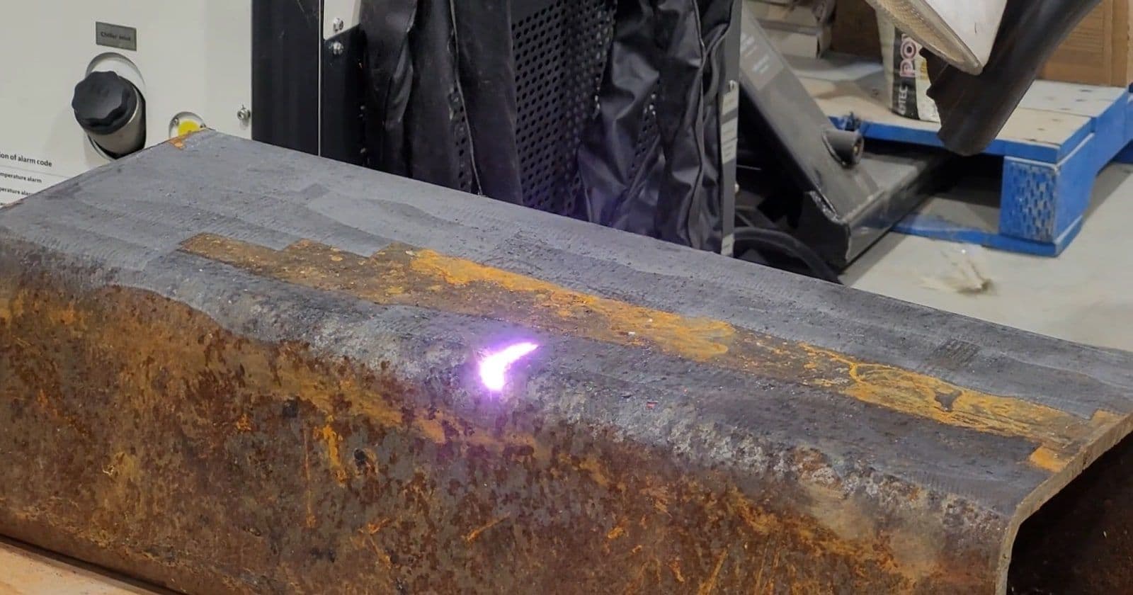 Rusted steel plate before laser cleaning